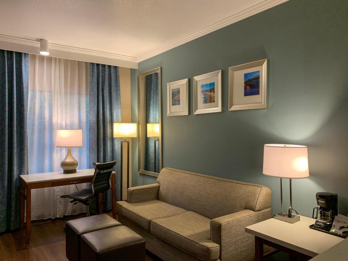 Mainstay Suites Orange County John Wayne Airport Санта Ана Екстериор снимка
