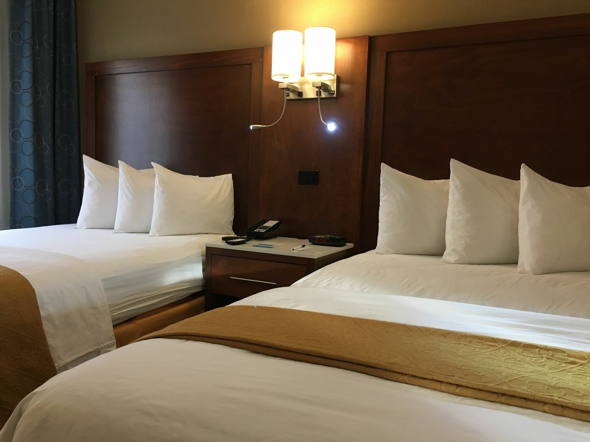 Mainstay Suites Orange County John Wayne Airport Санта Ана Екстериор снимка